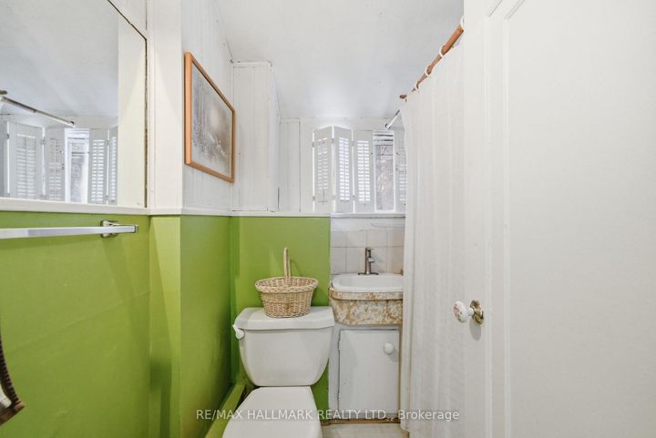 Photo 19 at 217 Snowdon Avenue, Lawrence Park North, Toronto