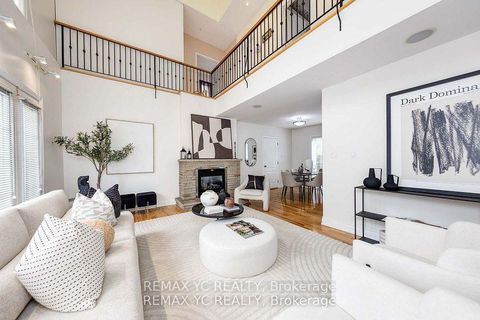 Photo 4 at 18 Mullet Road, Newtonbrook East, Toronto