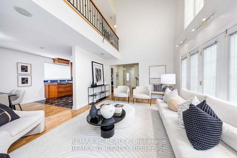 Photo 5 at 18 Mullet Road, Newtonbrook East, Toronto