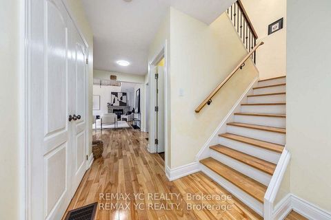 Photo 19 at 18 Mullet Road, Newtonbrook East, Toronto