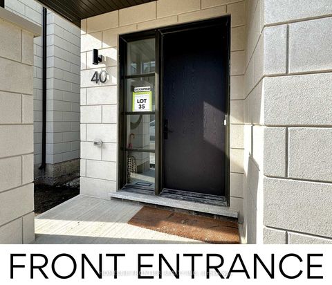 Photo 2 at 40 Chiara Rose Lane, Oak Ridges, Richmond Hill