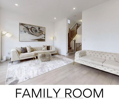 Photo 6 at 40 Chiara Rose Lane, Oak Ridges, Richmond Hill