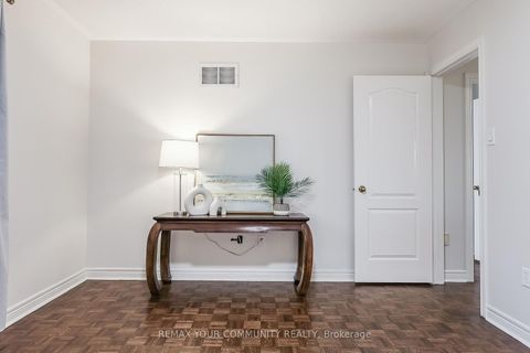 Photo 23 at 30 Crimson Court, North Richvale, Richmond Hill