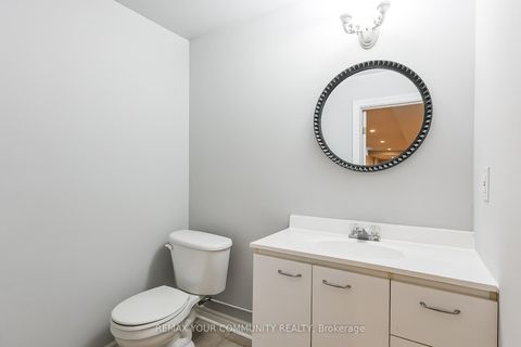 Photo 31 at 30 Crimson Court, North Richvale, Richmond Hill