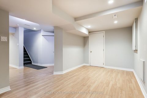 Photo 32 at 30 Crimson Court, North Richvale, Richmond Hill