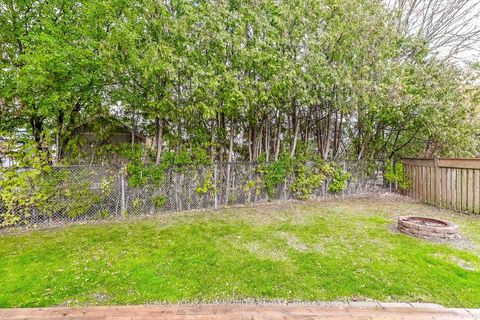 Photo 39 at 30 Crimson Court, North Richvale, Richmond Hill