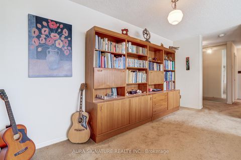 Photo 4 at 203 - 40 Richview Road, Humber Heights, Toronto