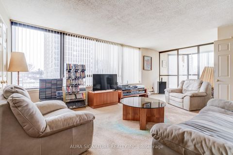 Photo 5 at 203 - 40 Richview Road, Humber Heights, Toronto