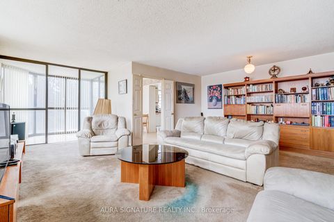Photo 7 at 203 - 40 Richview Road, Humber Heights, Toronto