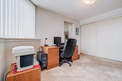 Photo 24 at 203 - 40 Richview Road, Humber Heights, Toronto