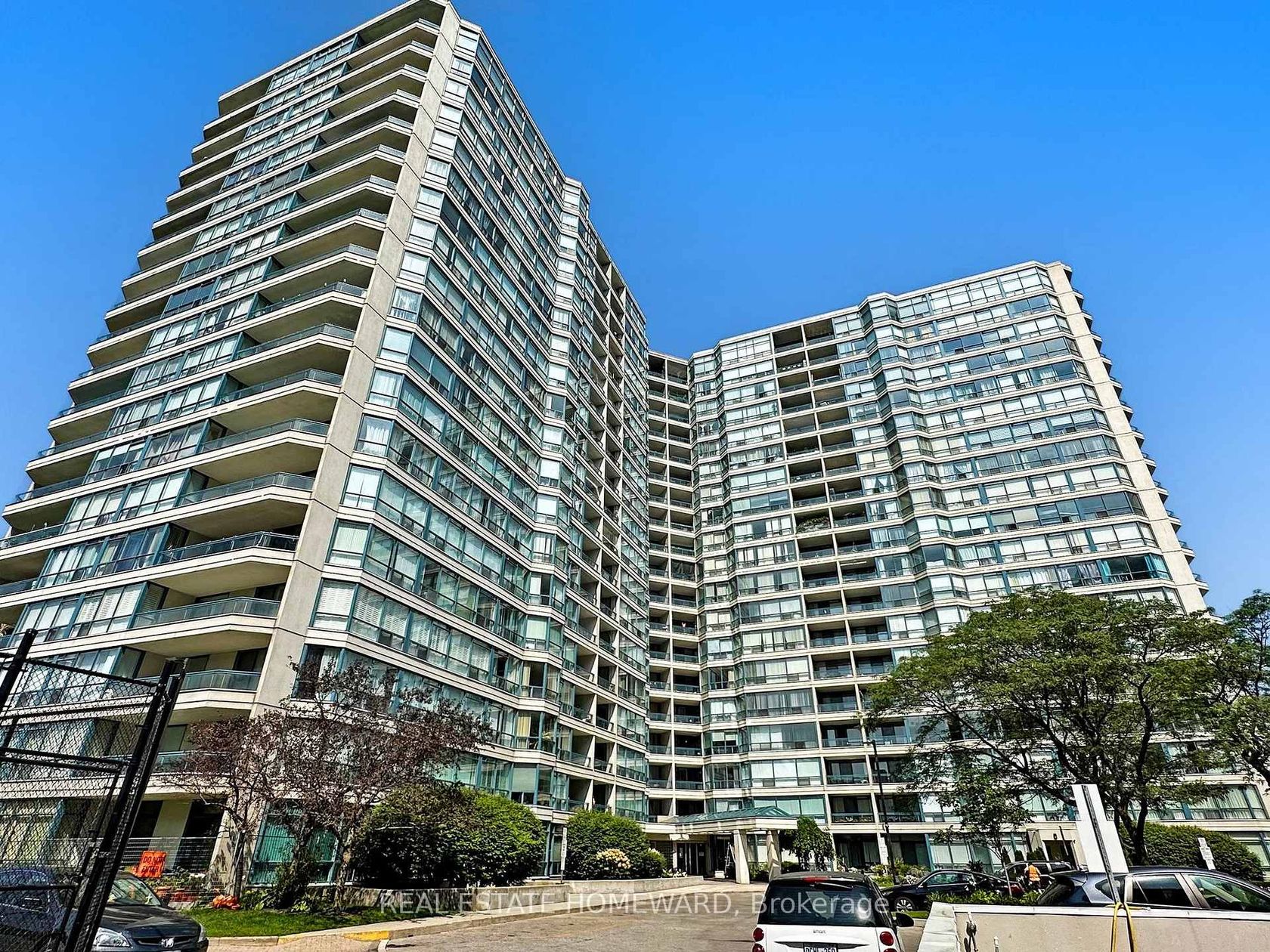 1116 - 4725 Sheppard Avenue E, Malvern West, Toronto 