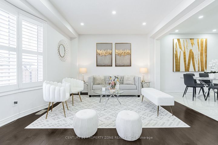 Photo 9 at 19 Exhibition Crescent, Northwest Brampton, Brampton