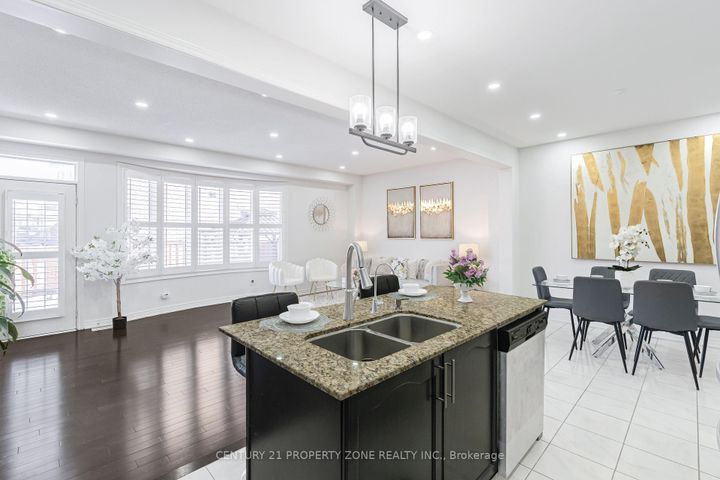 Photo 12 at 19 Exhibition Crescent, Northwest Brampton, Brampton