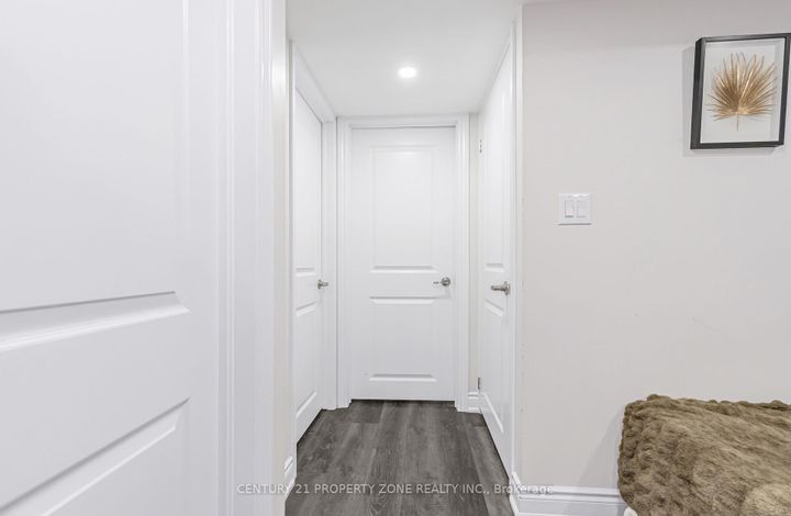 Photo 34 at 19 Exhibition Crescent, Northwest Brampton, Brampton