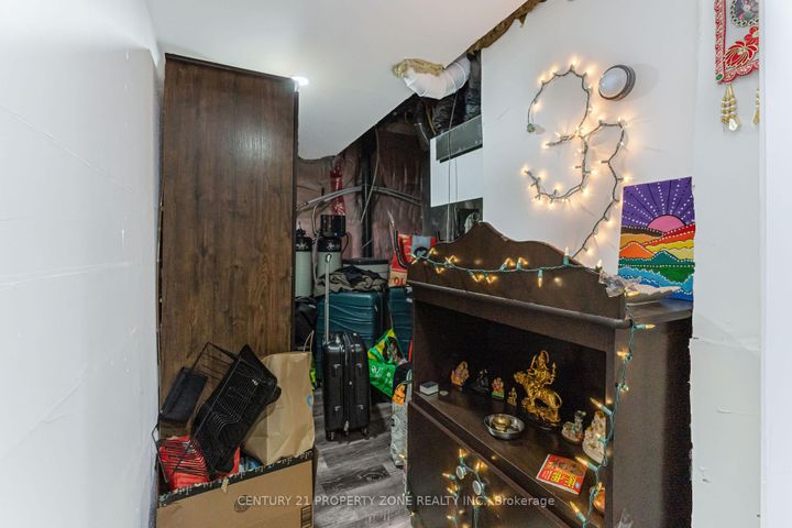 Photo 40 at 19 Exhibition Crescent, Northwest Brampton, Brampton