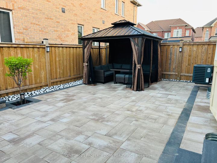 Photo 49 at 19 Exhibition Crescent, Northwest Brampton, Brampton