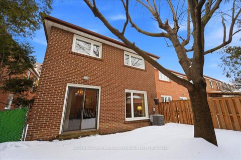 Photo 12 at 4458 Bathurst Street, Bathurst Manor, Toronto