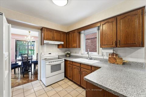 Photo 15 at 4458 Bathurst Street, Bathurst Manor, Toronto