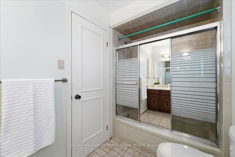 Photo 28 at 4458 Bathurst Street, Bathurst Manor, Toronto