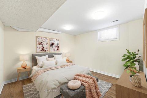 Photo 36 at 4458 Bathurst Street, Bathurst Manor, Toronto