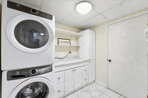 Photo 41 at 4458 Bathurst Street, Bathurst Manor, Toronto