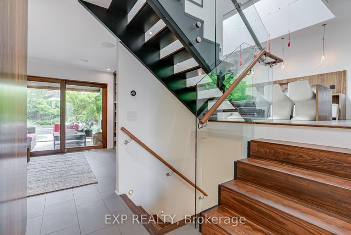 Photo 9 at 26 Richmond Drive, Brampton East, Brampton