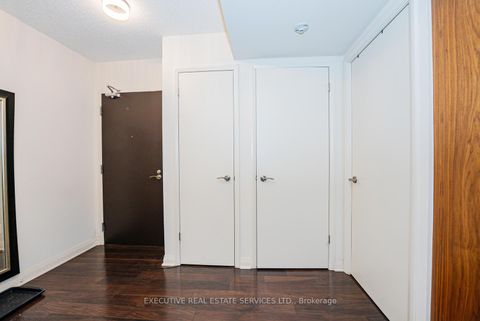 Photo 11 at 1804 - 5 Valhalla Inn Road, City Centre West, Toronto