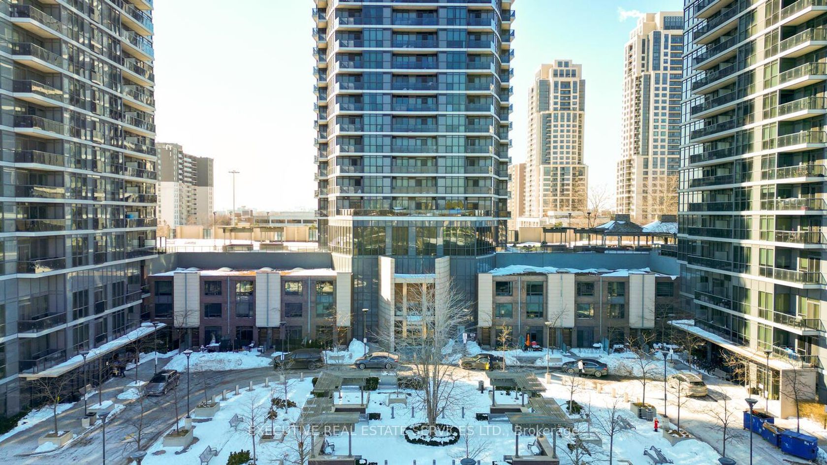 1804 - 5 Valhalla Inn Road, City Centre West, Toronto 