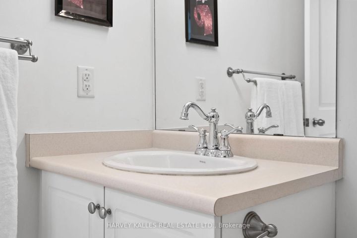 Photo 28 at 17 Peelar Mews, Mimico, Toronto