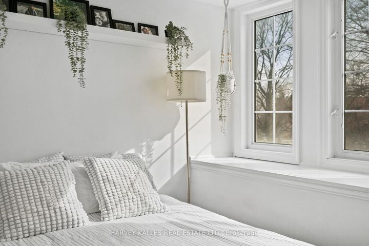 Photo 30 at 17 Peelar Mews, Mimico, Toronto