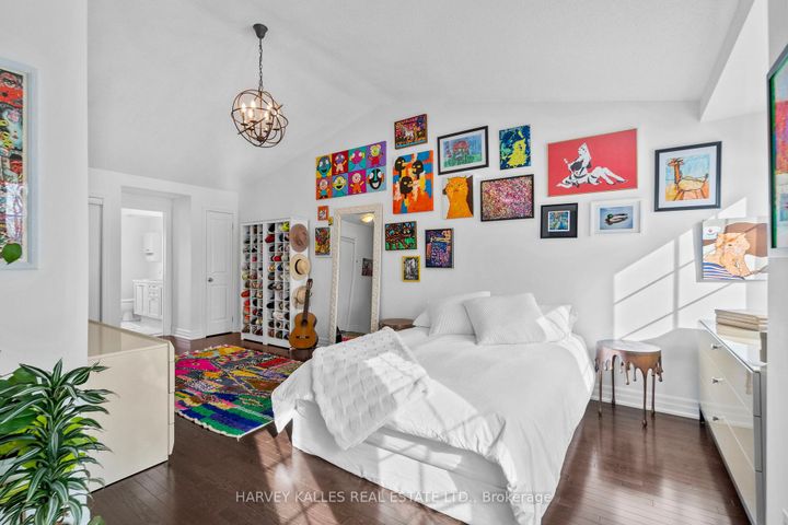 Photo 37 at 17 Peelar Mews, Mimico, Toronto