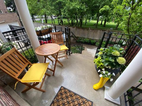 Photo 10 at 17 Peelar Mews, Mimico, Toronto