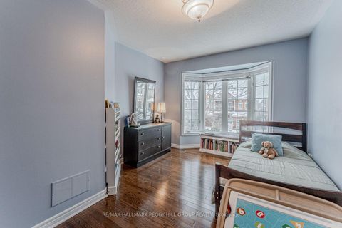 Photo 6 at 179 Warwick Crescent, Summerhill Estates, Newmarket