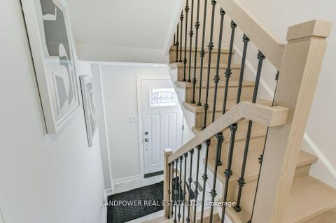 Photo 5 at 10 Brassbell Mill Way, Windfields, Toronto