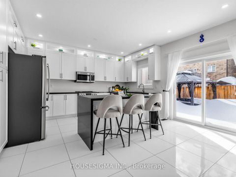 Photo 11 at 1278 Bardeau Street, Lefroy, Innisfil