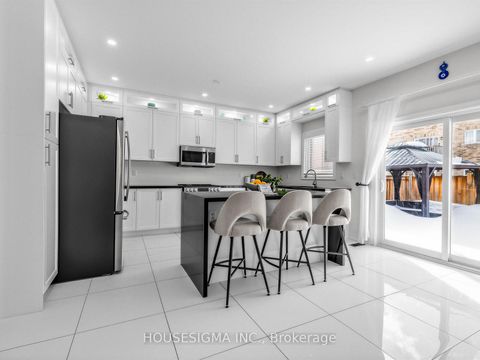 Photo 14 at 1278 Bardeau Street, Lefroy, Innisfil