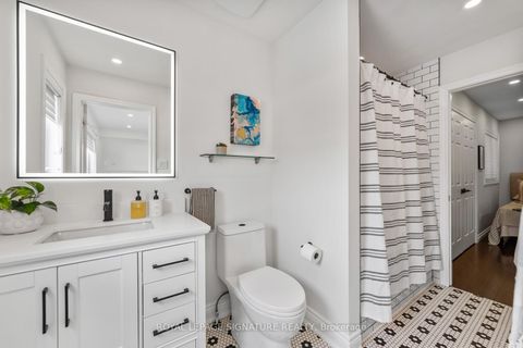 Photo 18 at 101 Boardwalk Drive, The Beaches, Toronto