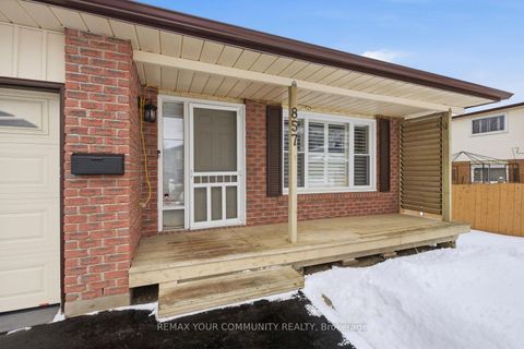 Photo 2 at 857 Copperfield Drive, Eastdale, Oshawa