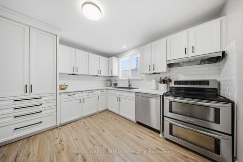 Photo 17 at 857 Copperfield Drive, Eastdale, Oshawa