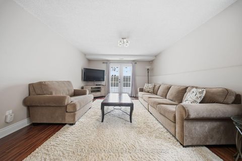 Photo 34 at 857 Copperfield Drive, Eastdale, Oshawa