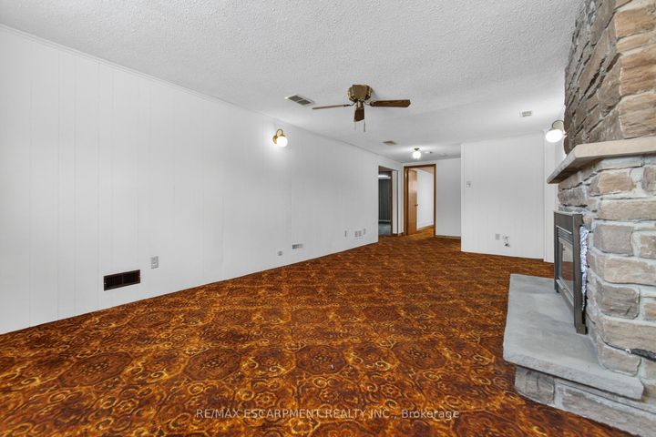 Photo 36 at 305 Pinegrove Road, WO West, Oakville