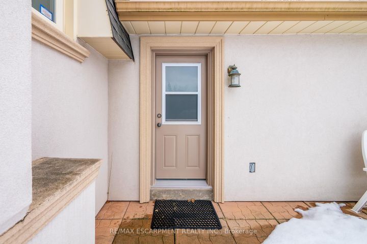 Photo 43 at 305 Pinegrove Road, WO West, Oakville