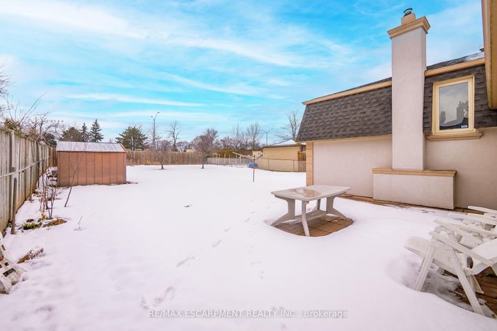 Photo 44 at 305 Pinegrove Road, WO West, Oakville