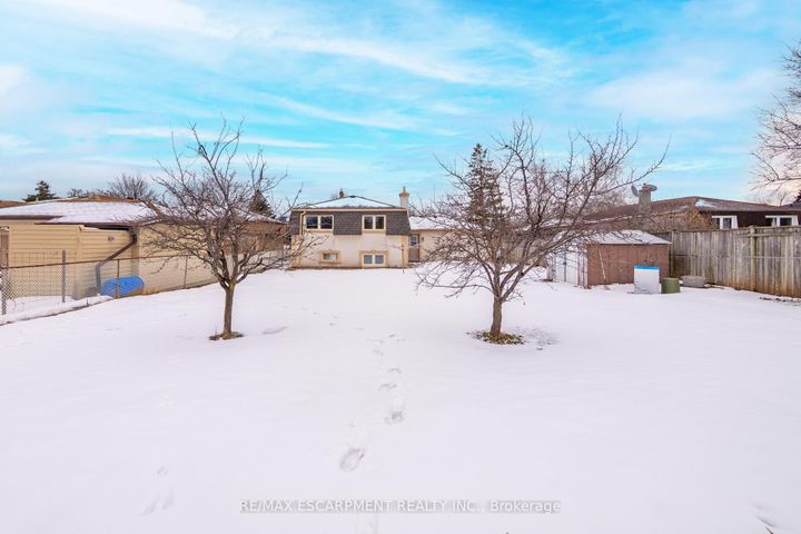 Photo 48 at 305 Pinegrove Road, WO West, Oakville