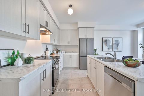 Photo 6 at 6 Tarmola Park Court, Humber Summit, Toronto