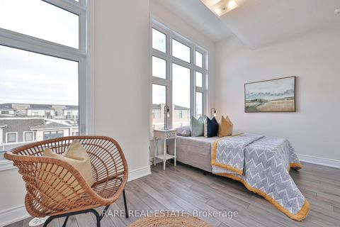 Photo 33 at 6 Tarmola Park Court, Humber Summit, Toronto