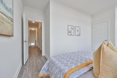 Photo 34 at 6 Tarmola Park Court, Humber Summit, Toronto