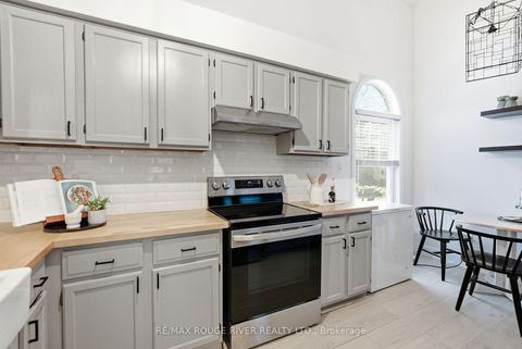 Photo 4 at E2 - 1665 Nash Road, Courtice, Clarington