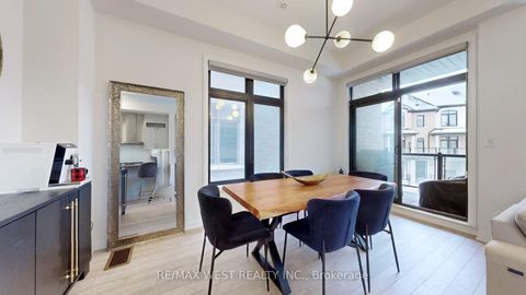 Photo 15 at 58 De La Roche Drive, Vellore Village, Vaughan