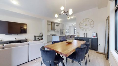 Photo 16 at 58 De La Roche Drive, Vellore Village, Vaughan